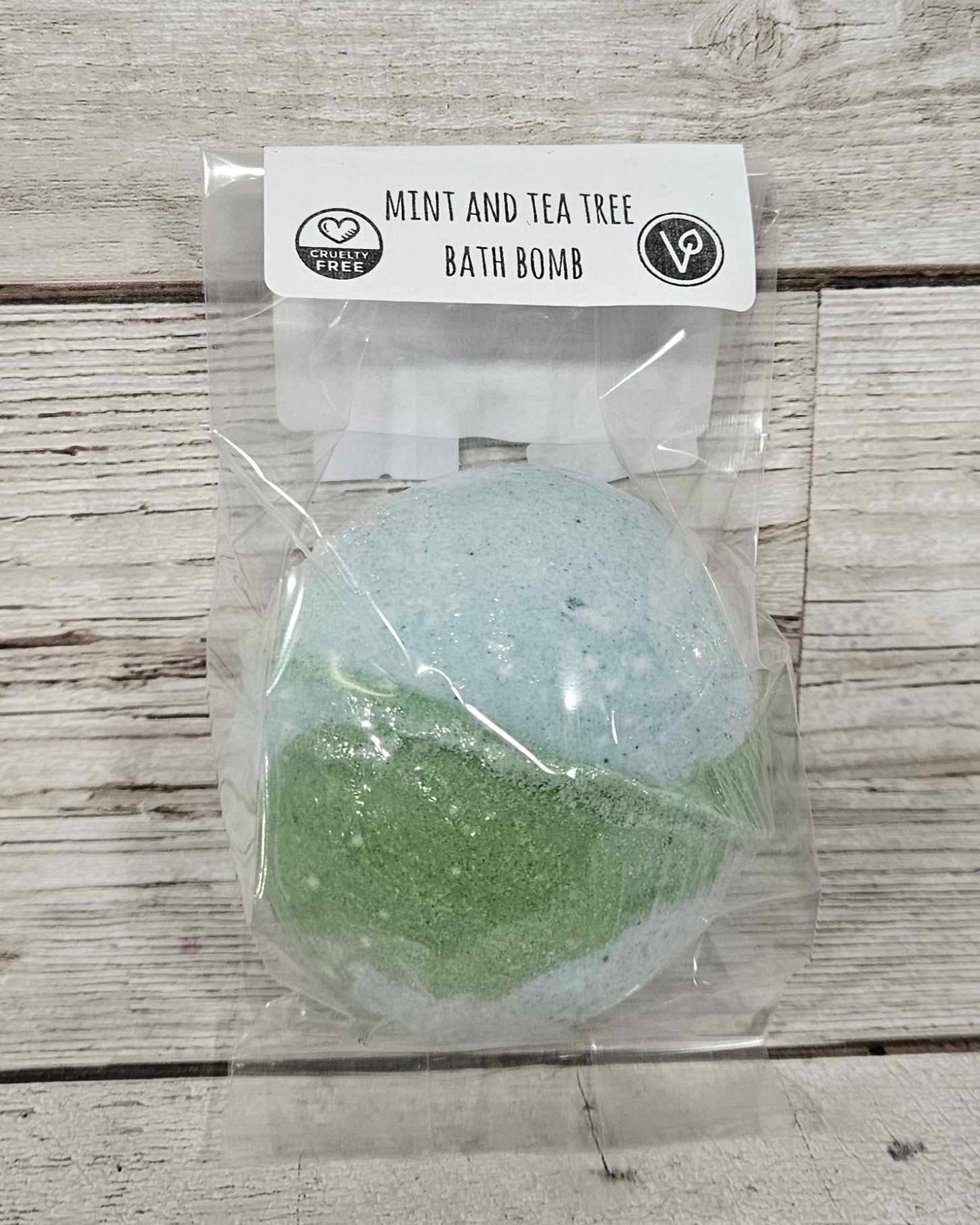 Mint and Tea Tree Jumbo Round Bath Bomb-260g