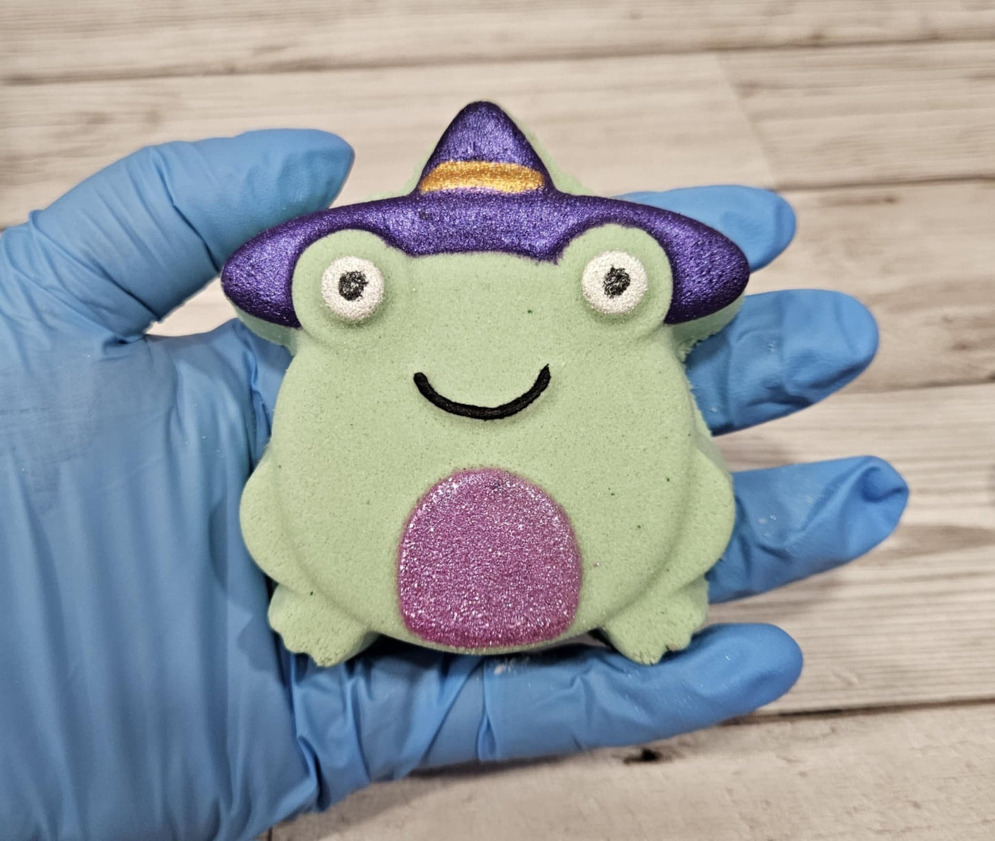 Witchy Halloween Frog Bath Bomb