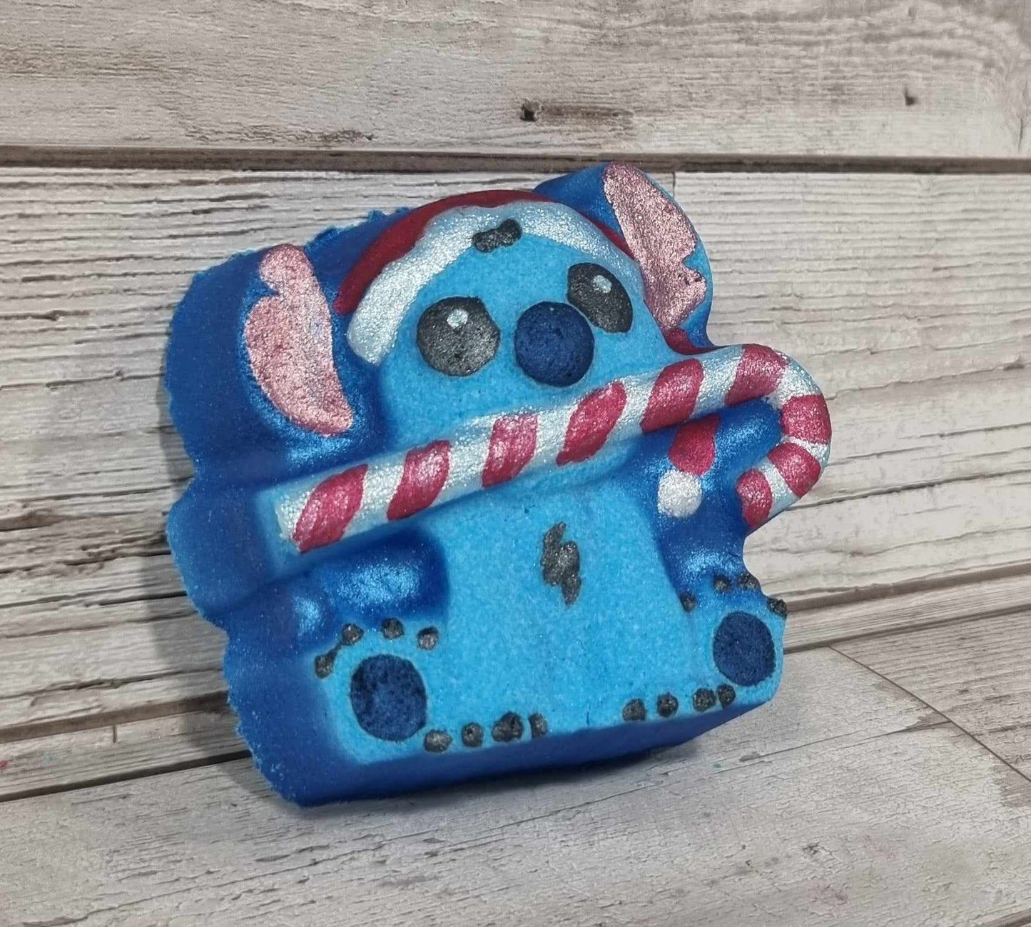 Festive Ohana Bath Bomb