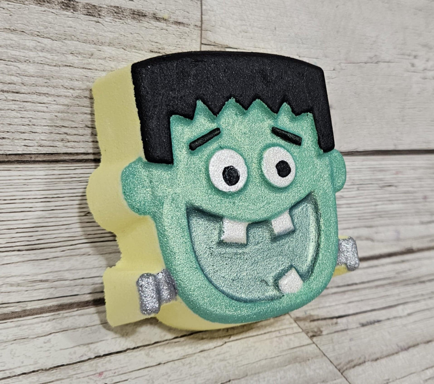 Frankenstein Halloween Bath Bomb