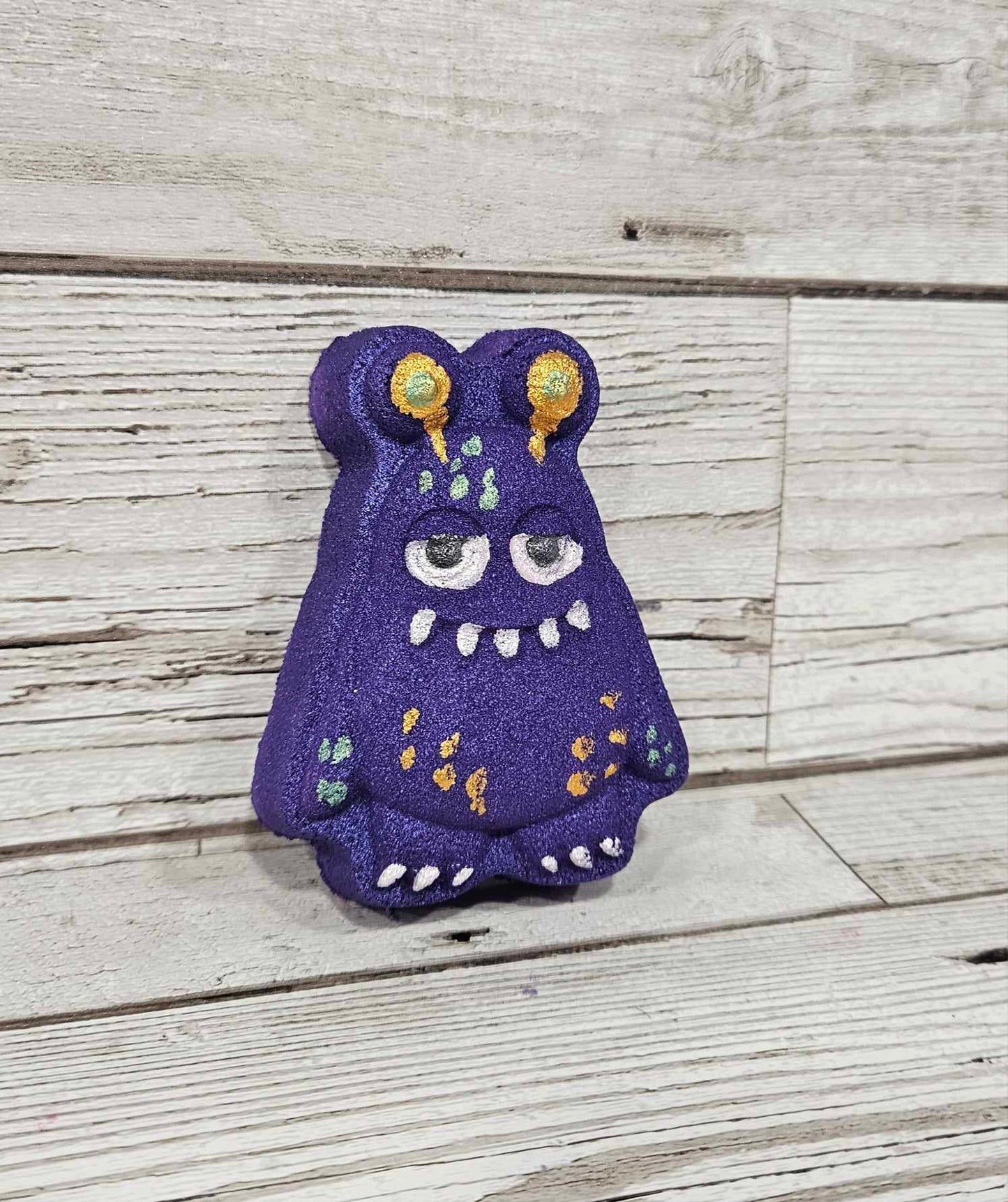 'Ickle Monster' Bath Bomb
