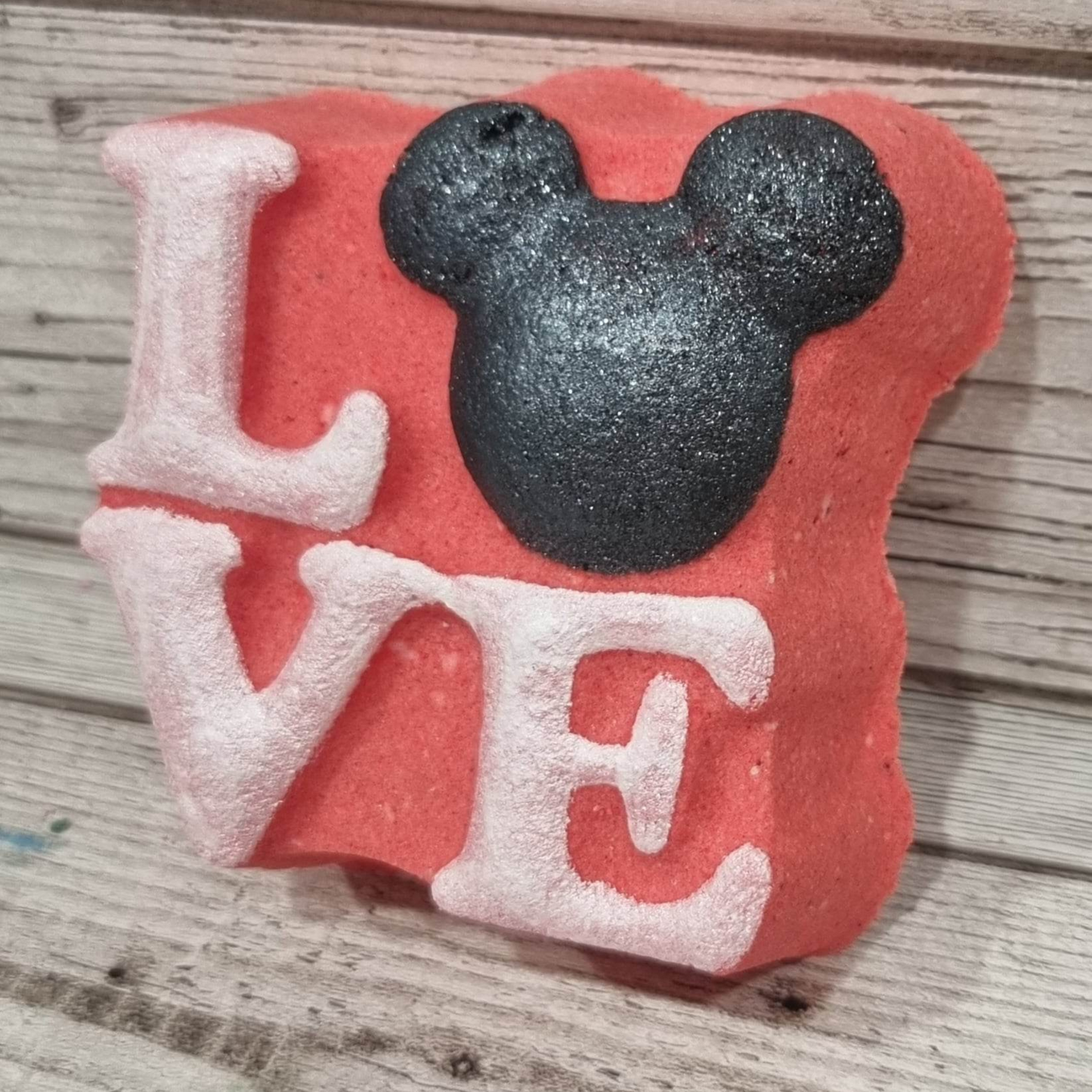 'Magical Funland Love' Bath Bomb