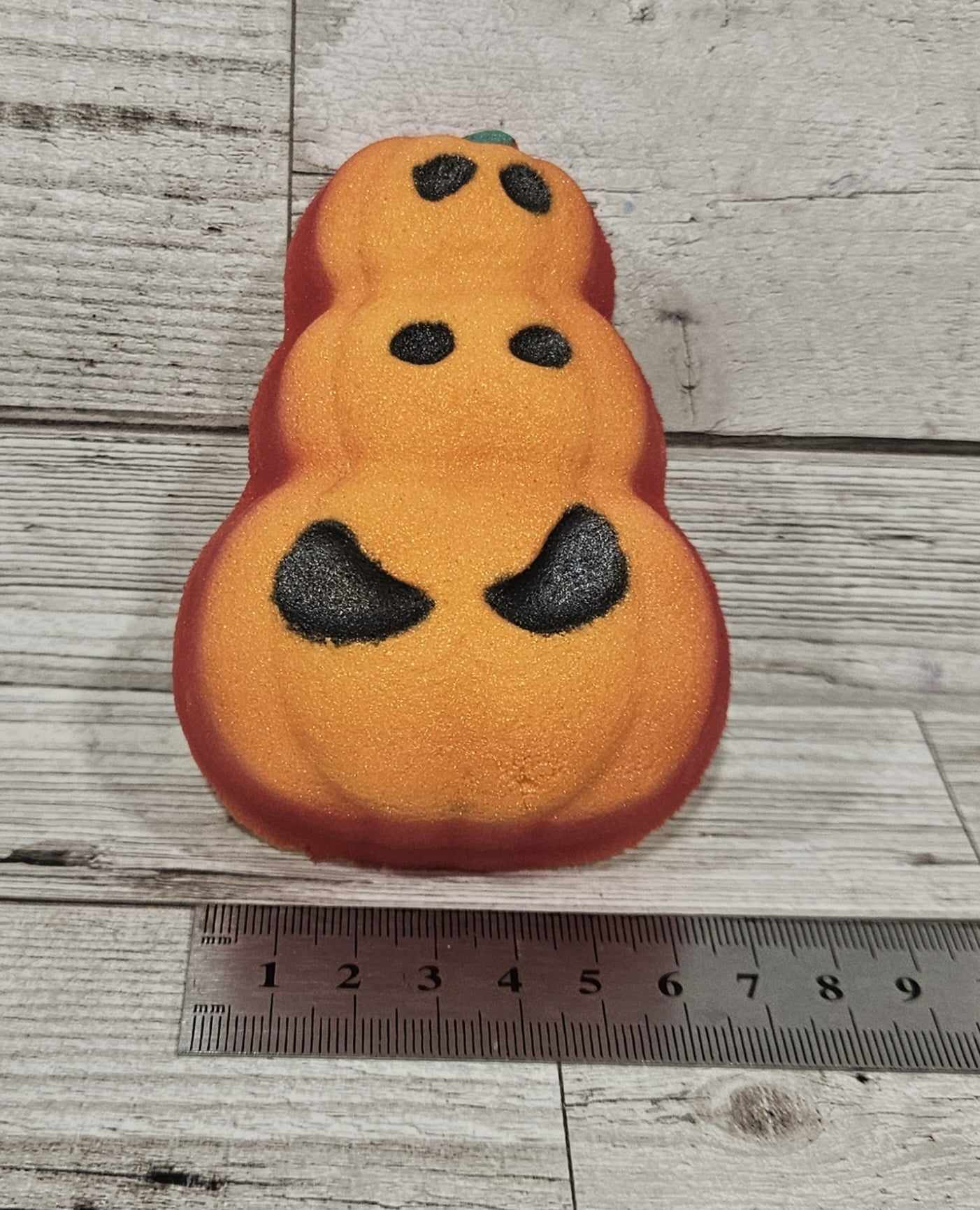 Pumpkin Stack Bath Bomb