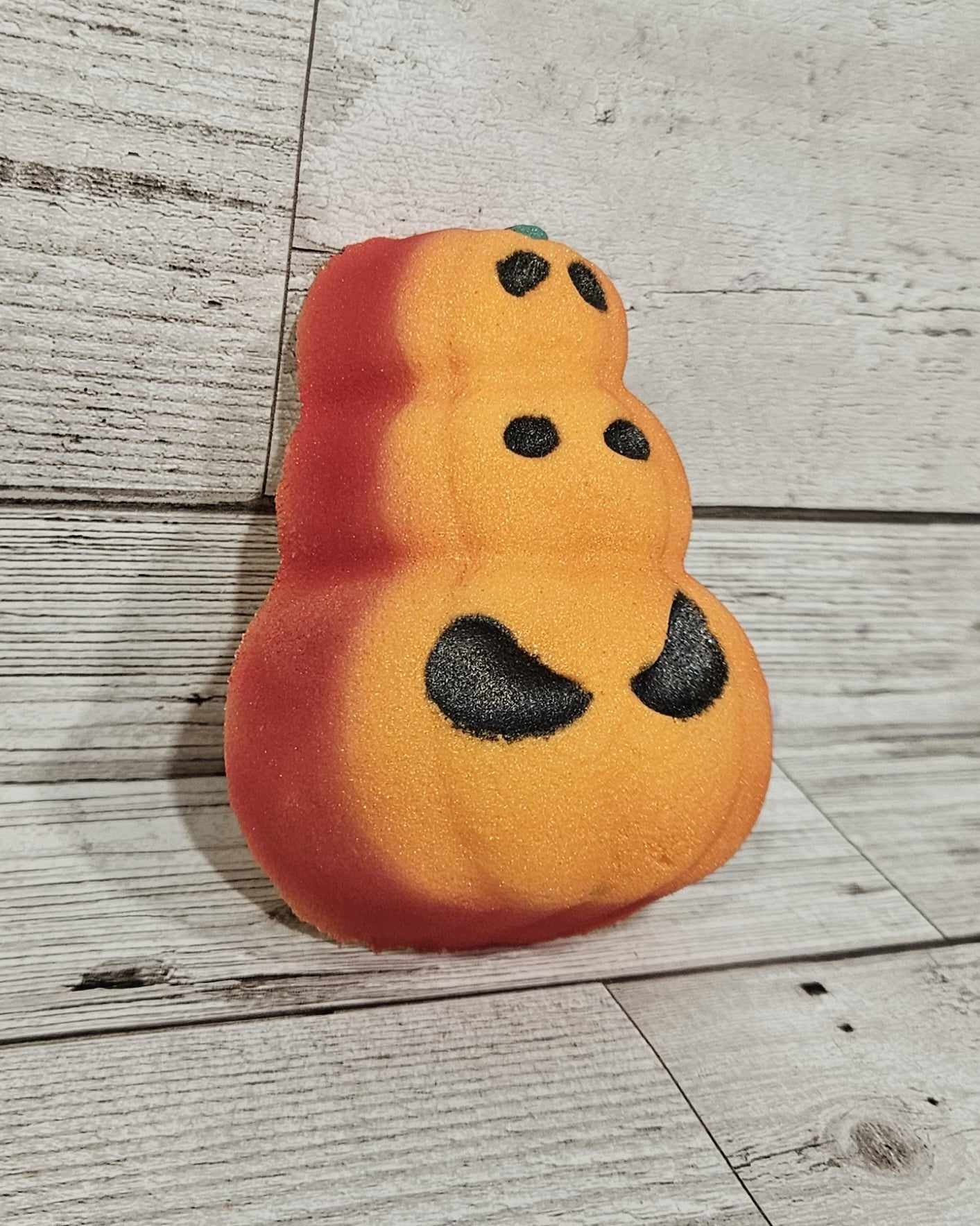 Pumpkin Stack Bath Bomb
