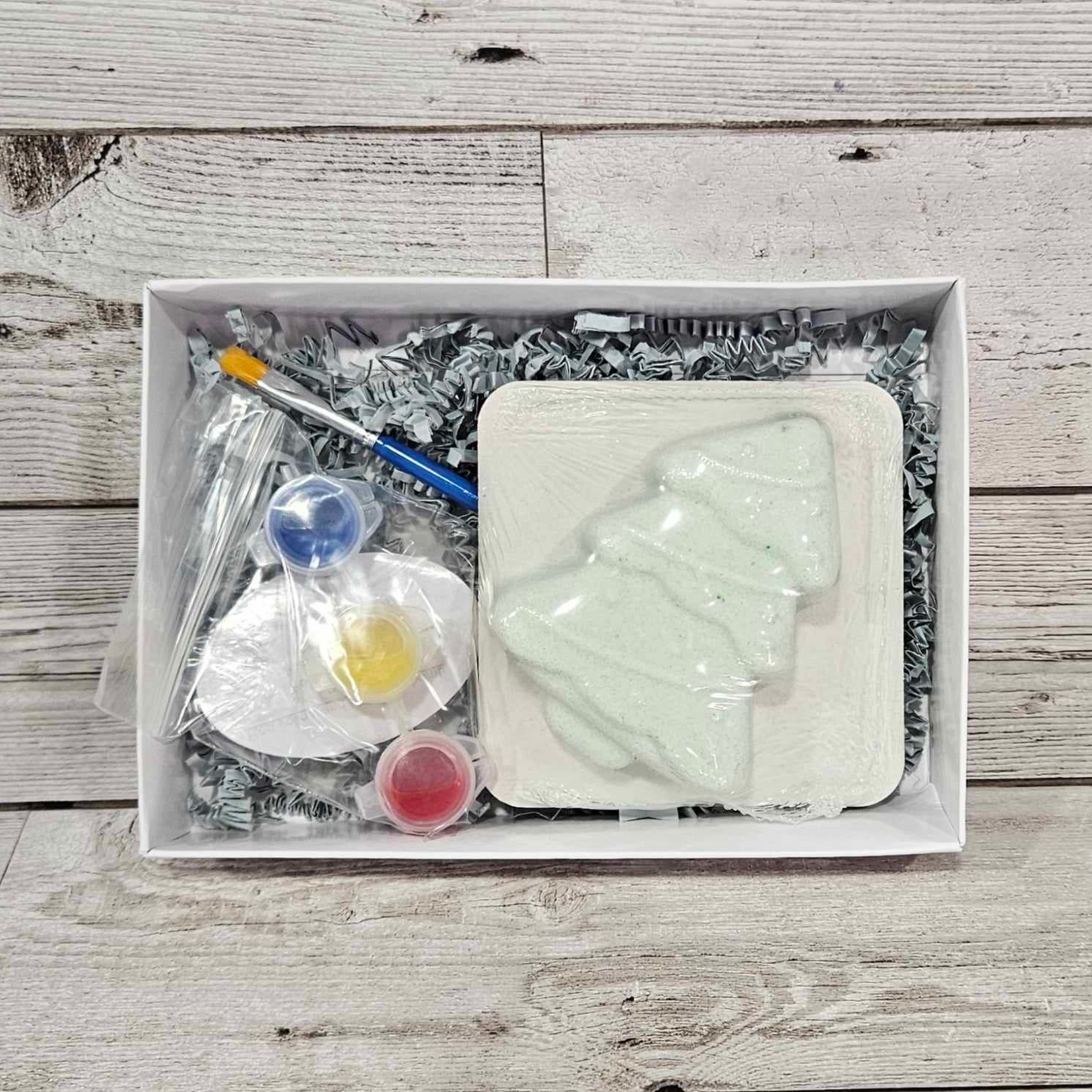 Christmas Tree Paint your own Bath Bomb kit