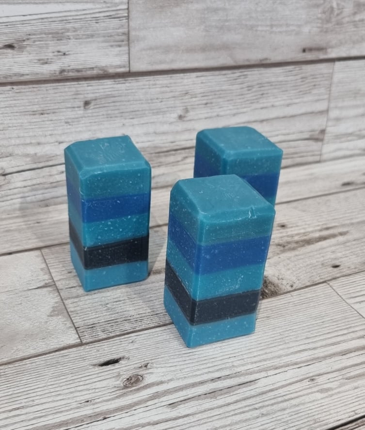 'Blue Man' Shower Bar