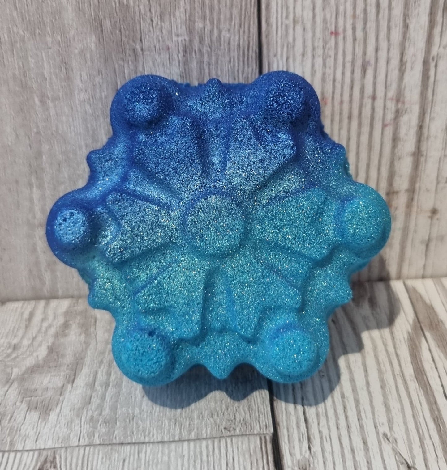 'Blue Snowflake' Bath Bomb