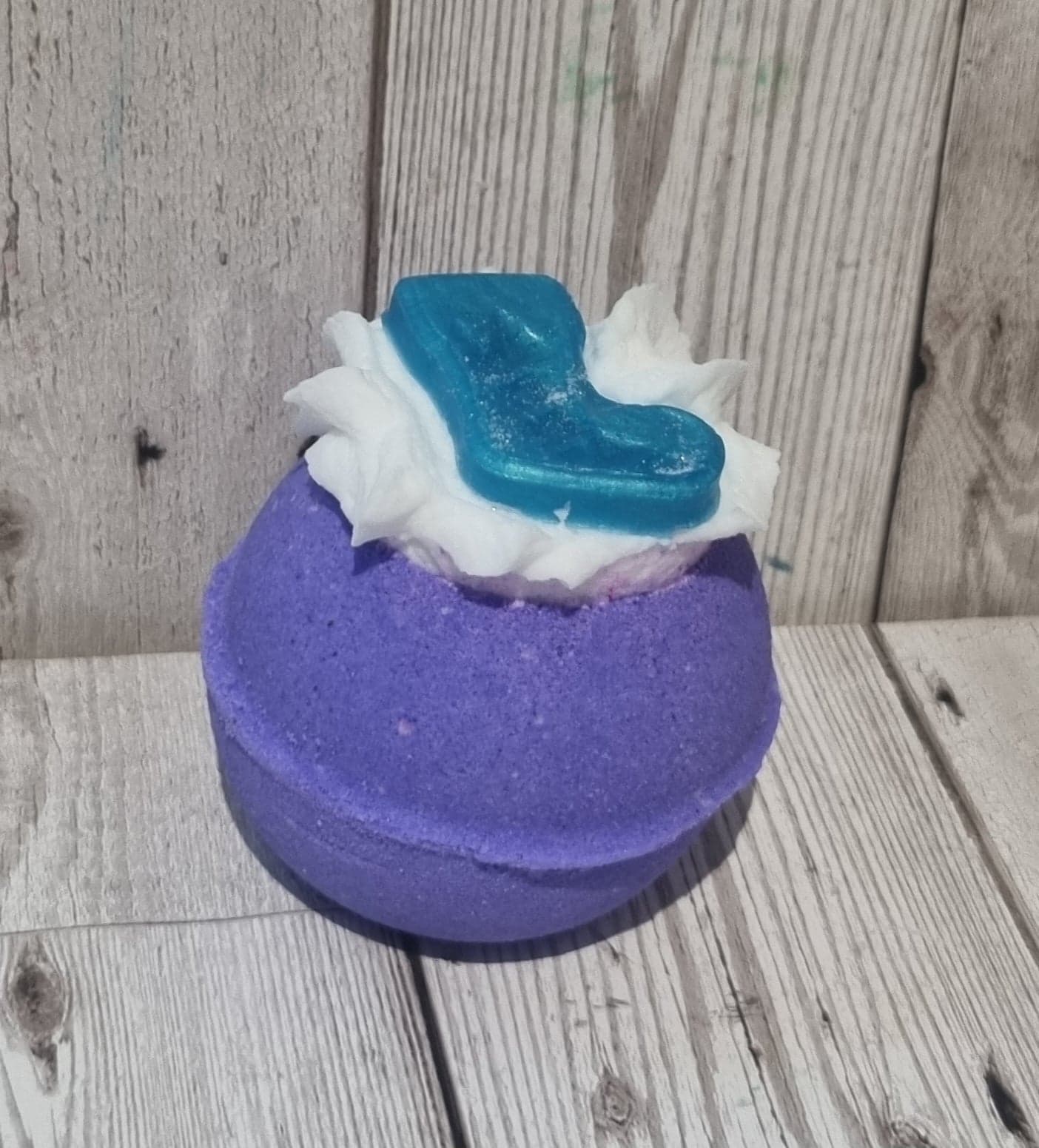 'Cosy Stocking' Whipped Top Bath Bomb