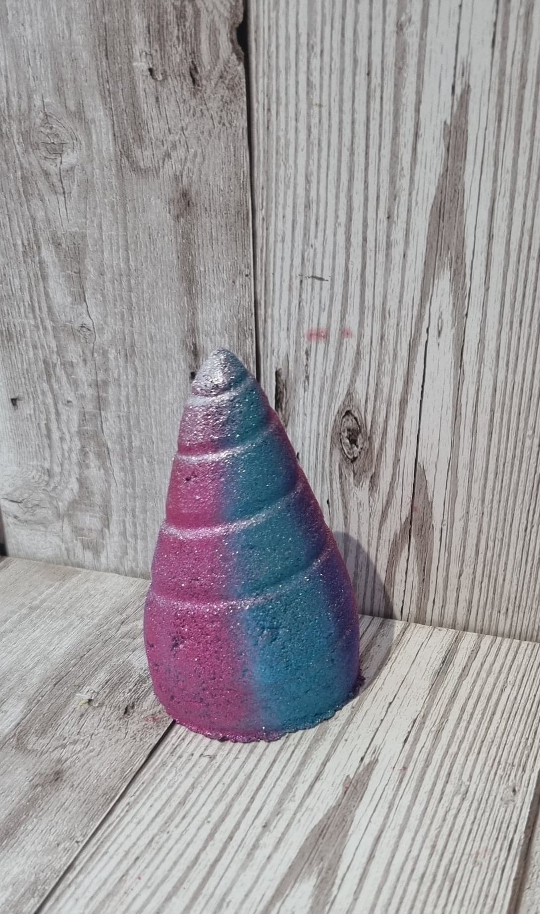 'Ombre Unicorn Horn' Bath Bomb