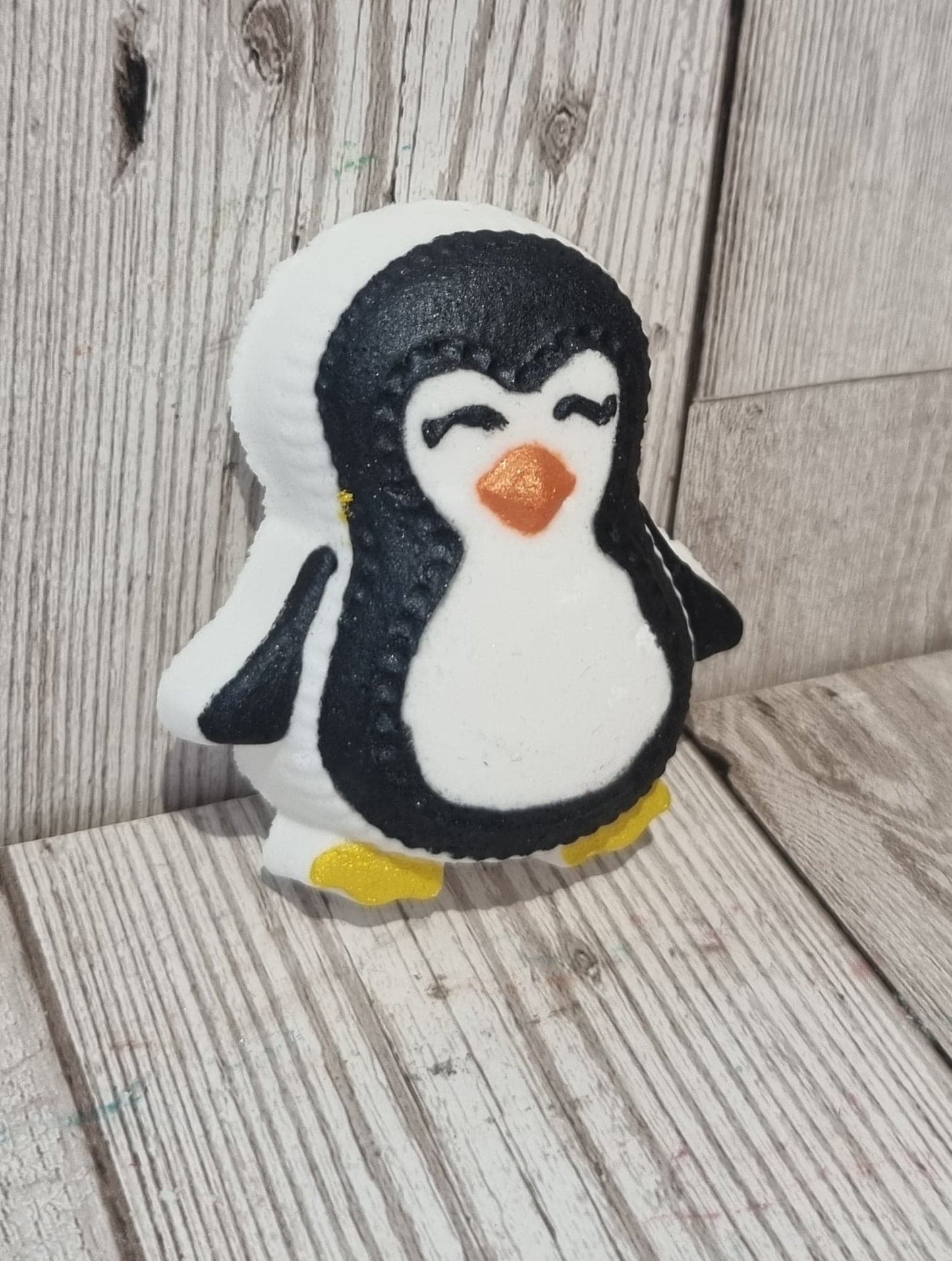 'Pop the Penguin' Bath Bomb