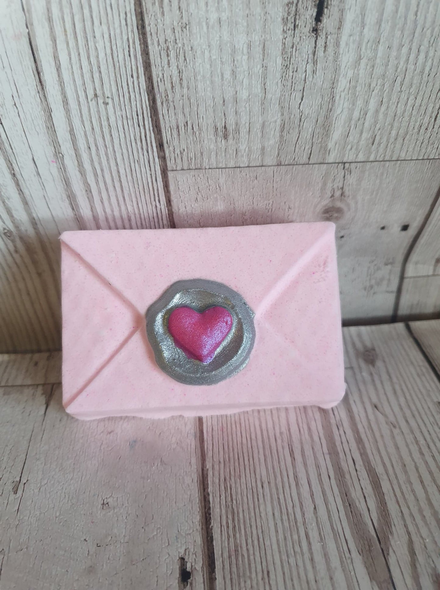 'Sealed with Love' Bath Bomb