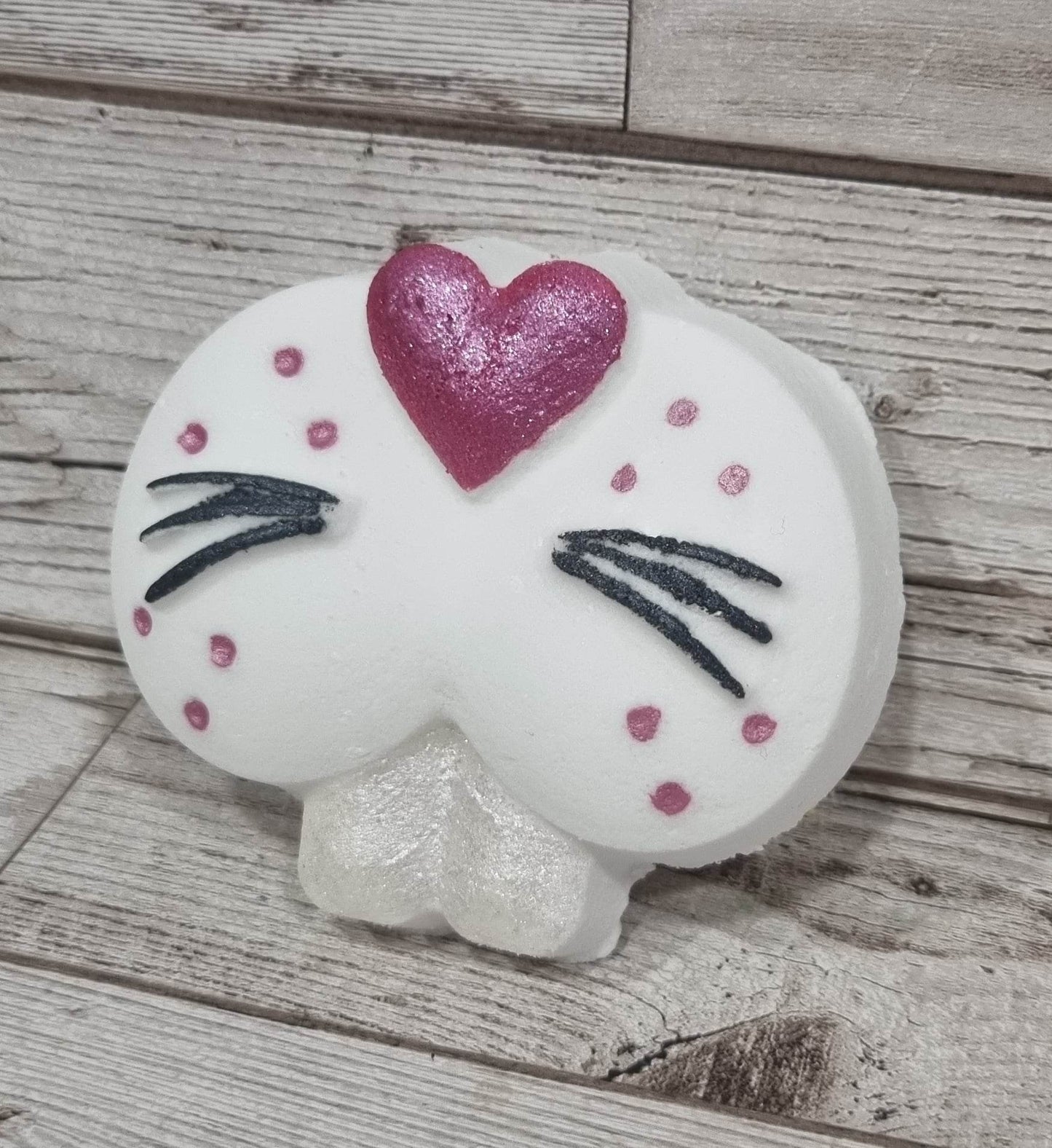 Some bunny loves you Bath Bomb