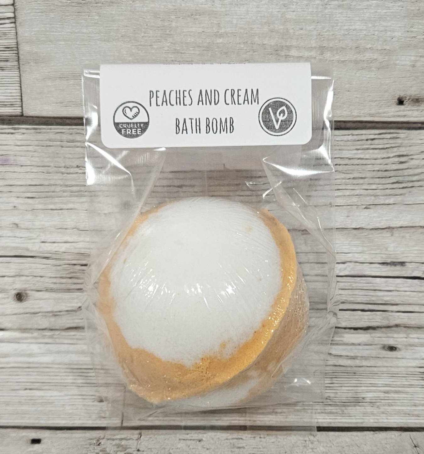 'Peaches and Cream' Jumbo Round Bath Bomb-260g