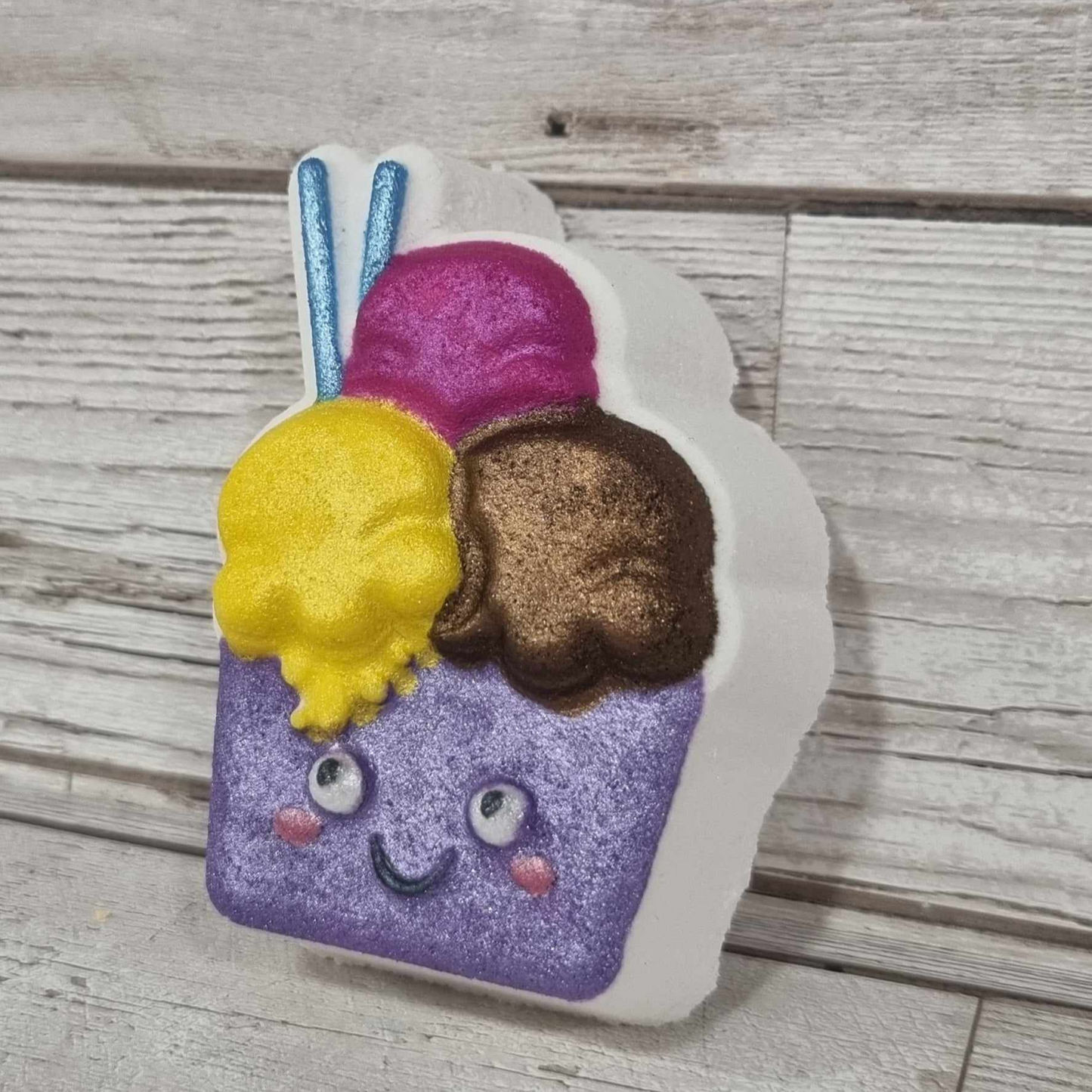 'Kawaii ice cream sundae' Bath Bomb