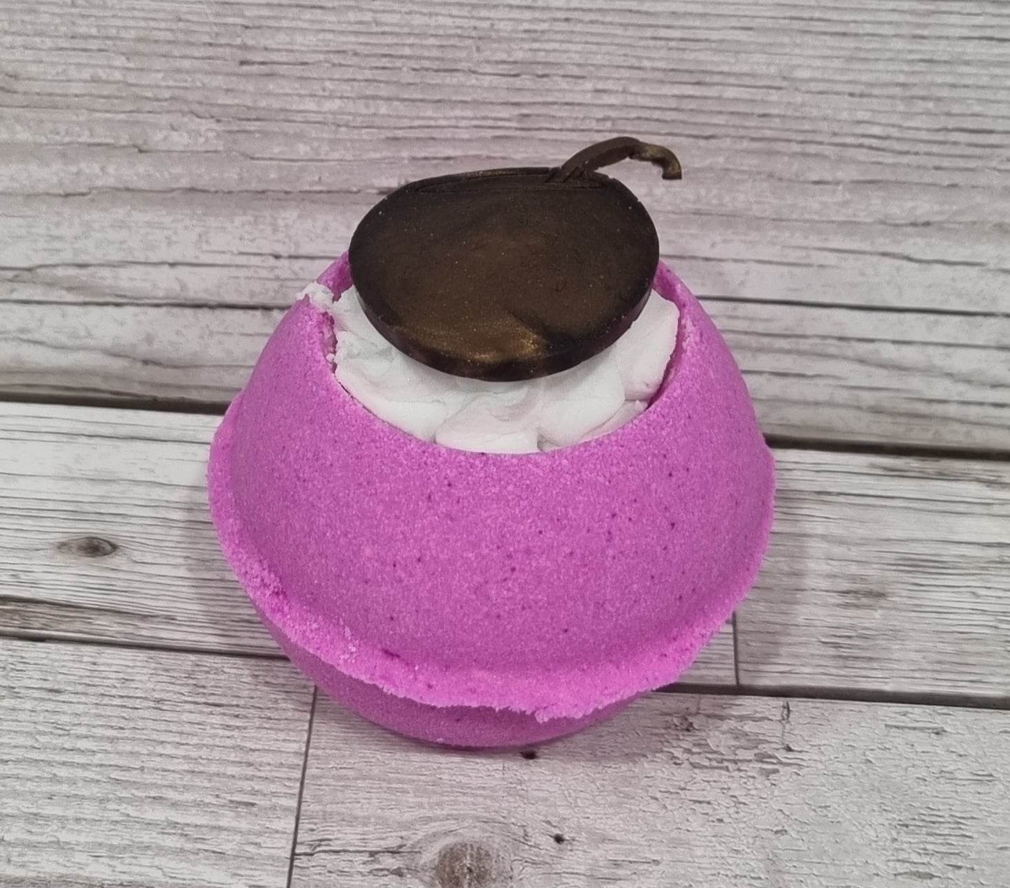 'Pacific Coconut' Whipped Top Bath Bomb