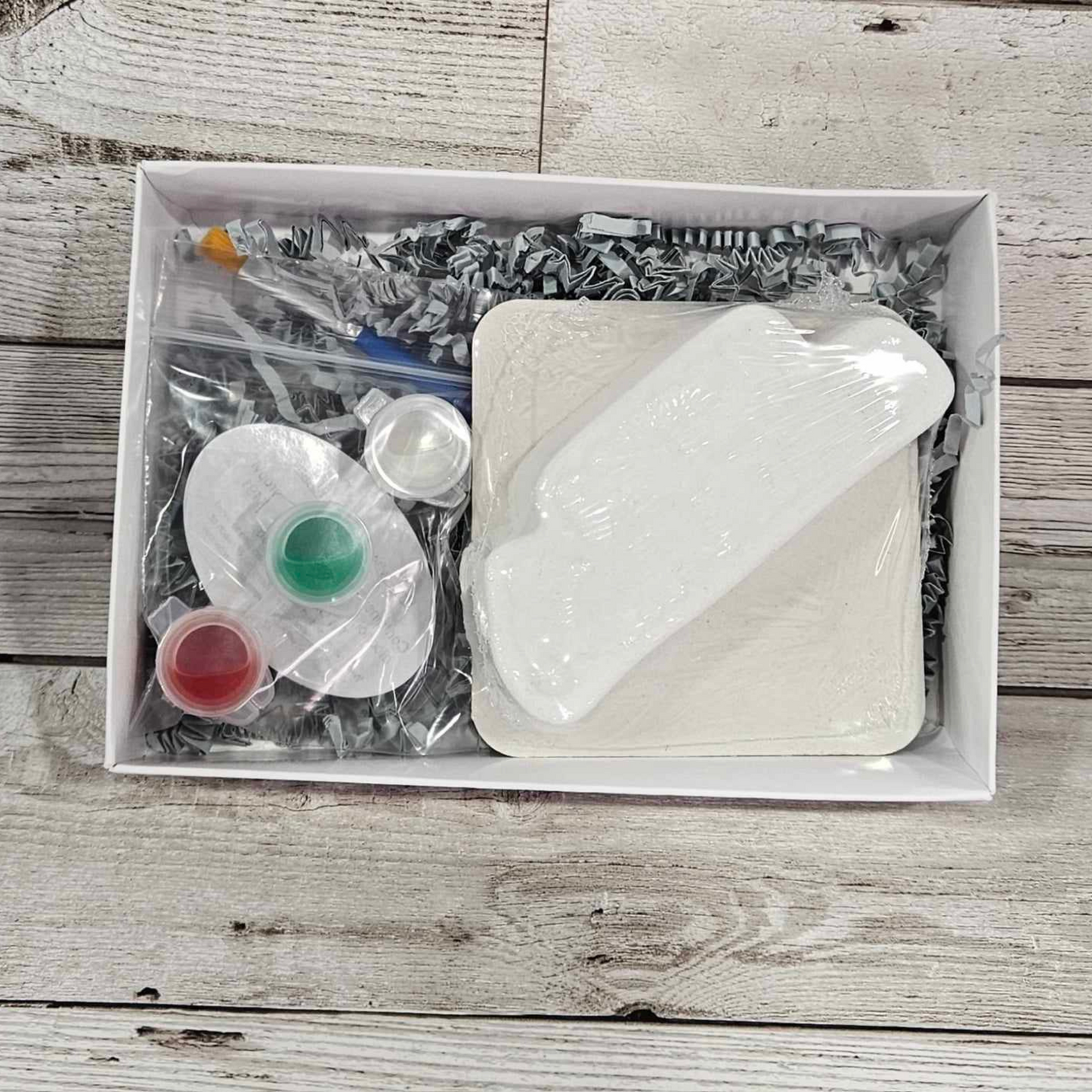 'Merry Christmas' Paint your own Bath Bomb kit