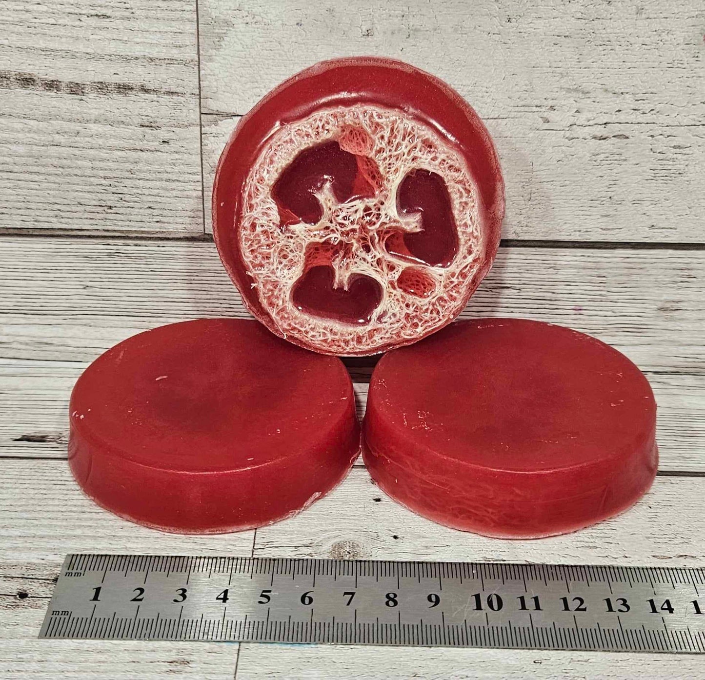 'Rhubarb and Custard' Loofah Soap Bar