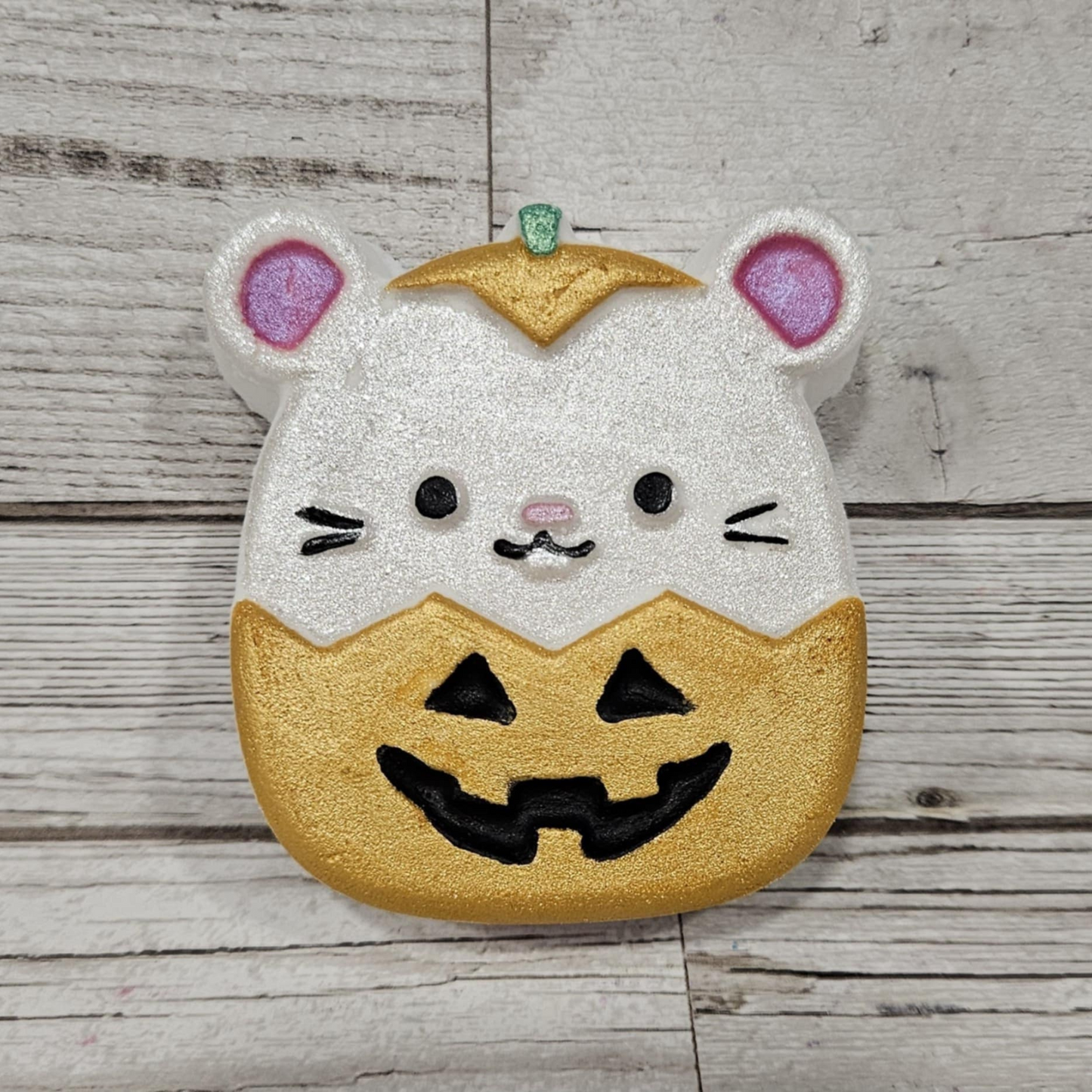 Squishy Halloween Mouse Bath Bomb