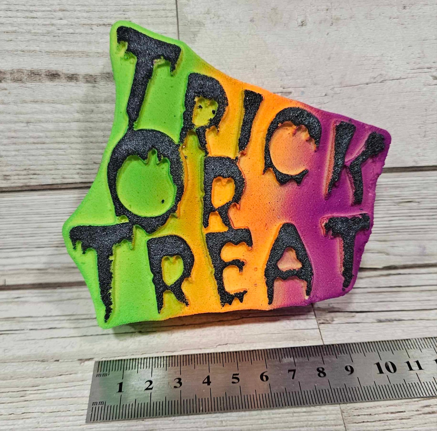 Trick or Treat MEGA Bath Bomb