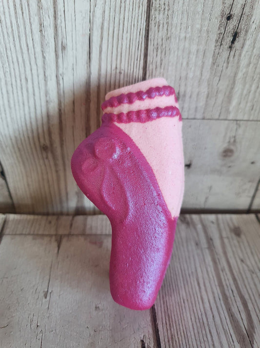 On pointe Bath Bomb