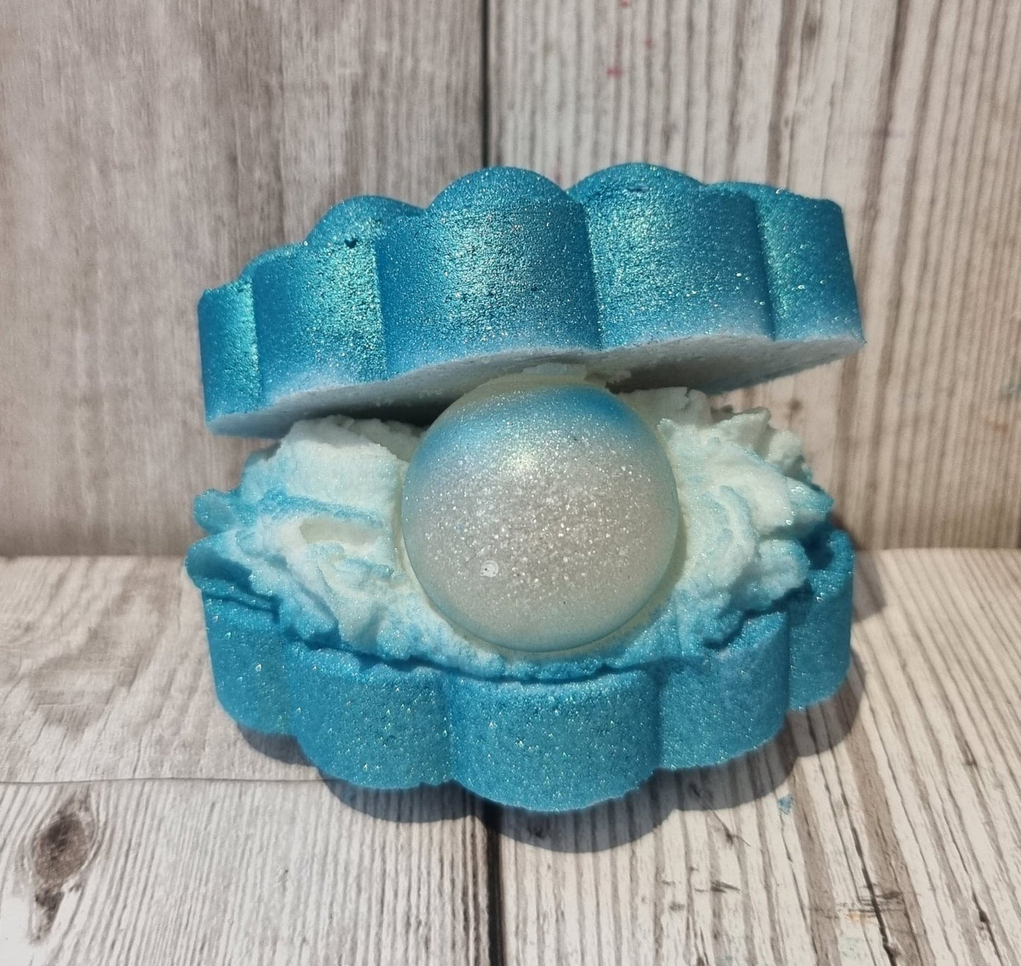 'Pearl of the Sea' Bath Bomb