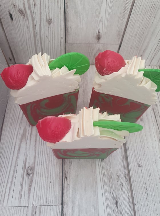 'Strawberries and Lime' Soap Bar